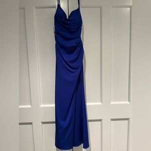 Beautiful dress for any formal event or prom